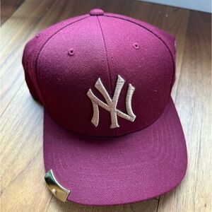 MLB Yankee baseball cap